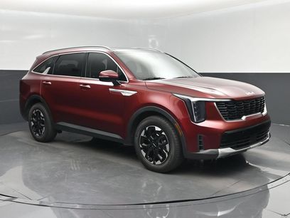 Used 2025 Kia Sorento S w/ Panoramic Sunroof Package