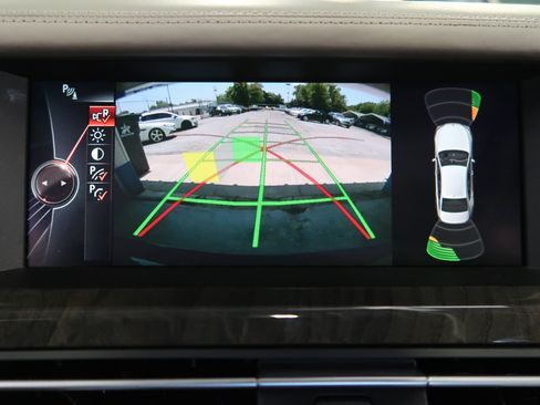 Used 2015 BMW 740i RWD image 18