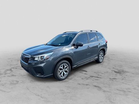 Used 2020 Subaru Forester Premium AWD/4WD image 4