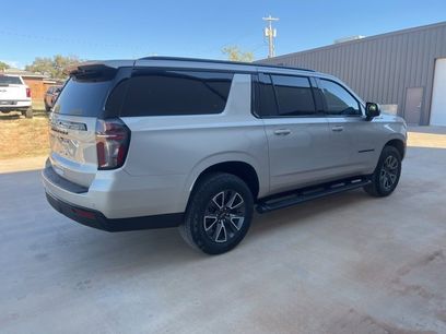 Used 2024 Chevrolet Suburban Z71 w/ Luxury Package