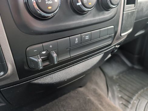 Used 2016 RAM 1500 Tradesman w/ Popular Equipment Group AWD/4WD image 17