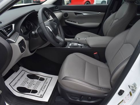 Used 2023 INFINITI QX50 Luxe FWD image 25
