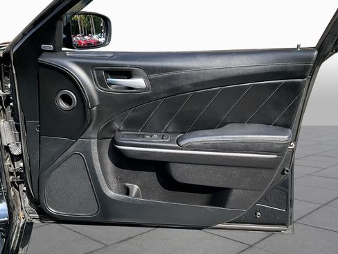 Used 2019 Dodge Charger Scat Pack w/ Plus Group RWD image 26