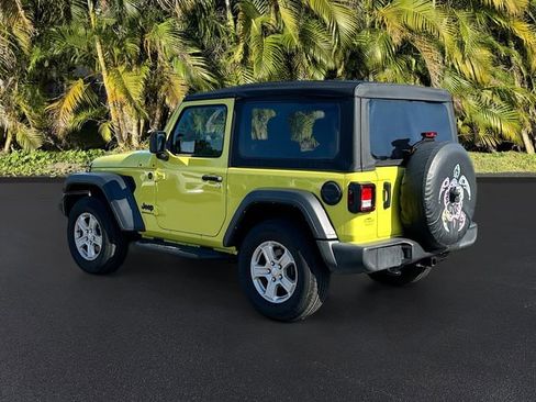 Used 2023 Jeep Wrangler Sport AWD/4WD image 7