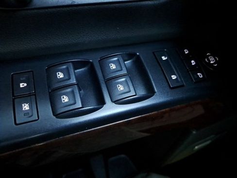 Used 2018 GMC Sierra 1500 SLT w/ SLT Premium Package image 25