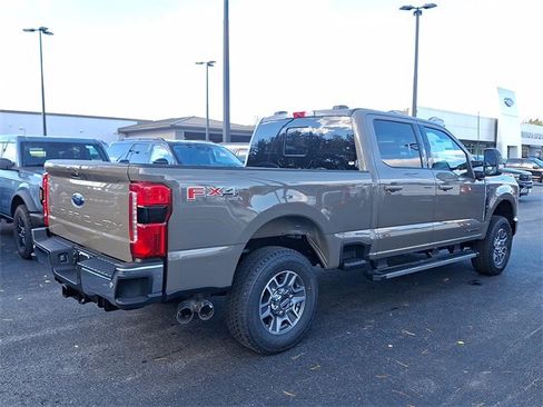 New 2026 Ford F250 Lariat w/ FX4 Off-Road Package image 3