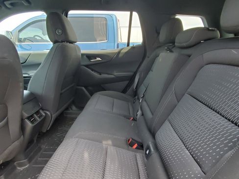 Used 2025 Chevrolet Equinox LT FWD image 5