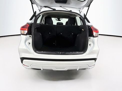 Used 2024 Nissan Kicks SV FWD image 26