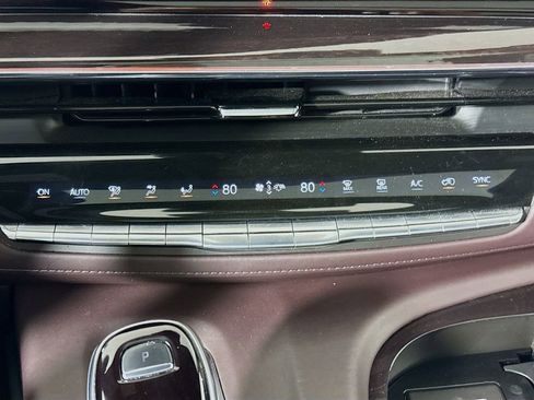 Used 2021 Cadillac Escalade Sport Platinum image 16