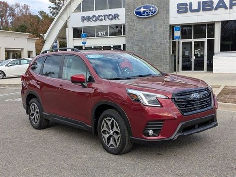 Certified 2023 Subaru Forester Premium image 1