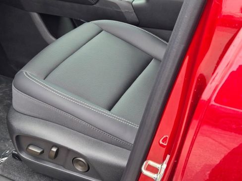 New 2026 GMC Terrain Elevation w/ Elevation Premium Package AWD/4WD image 20