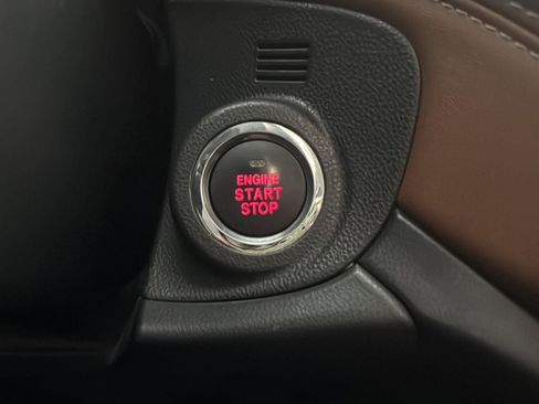 Used 2020 Subaru Outback Touring w/ Popular Package #2 image 19