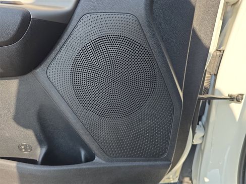 Used 2019 Kia Niro LX image 14