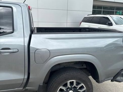 Used 2024 Chevrolet Colorado LT w/ LT Convenience Package III RWD image 17