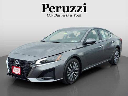 Certified 2023 Nissan Altima 2.5 SV FWD image 8