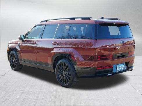 Used 2025 Hyundai Santa Fe Calligraphy image 5