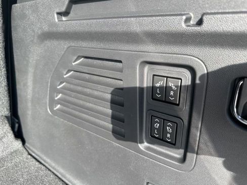 New 2026 Chevrolet Traverse RS image 15