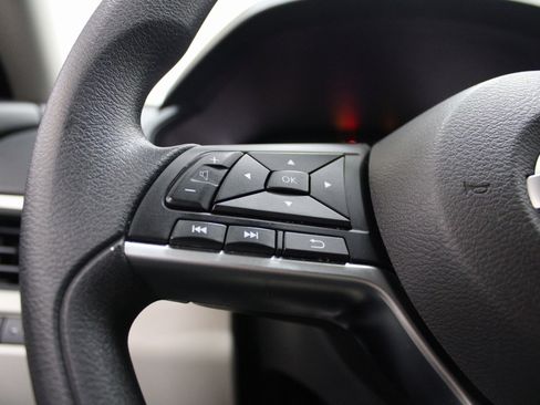 Used 2020 Nissan Altima 2.5 S image 34