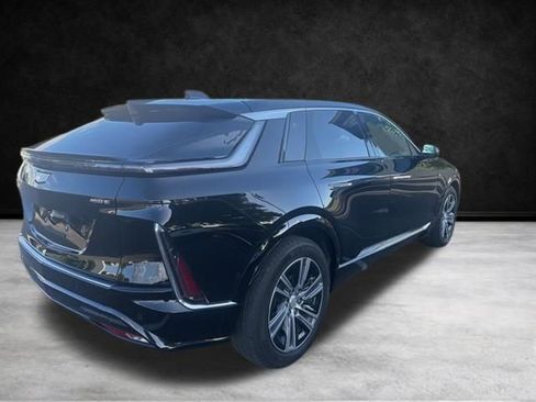 Used 2024 Cadillac Lyriq Luxury image 6
