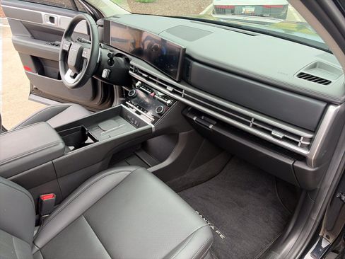 Used 2024 Hyundai Santa Fe XRT AWD/4WD image 32