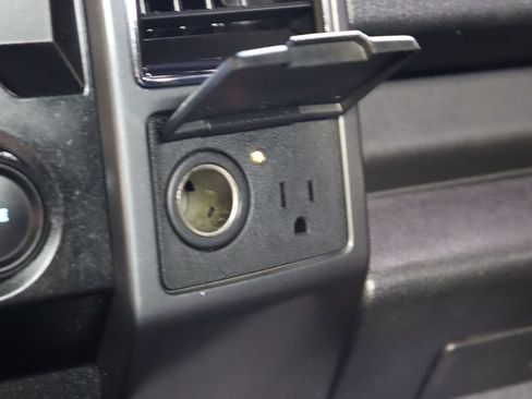 Used 2019 Ford F150 XLT w/ Equipment Group 302A Luxury AWD/4WD image 58