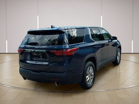 Used 2023 Chevrolet Traverse LS w/ Safety Package FWD image 7