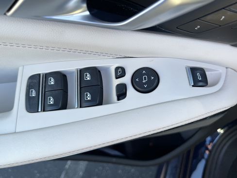 Certified 2024 BMW X5 M60i w/ Executive Package AWD/4WD image 15