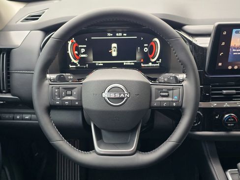 New 2026 Nissan Pathfinder SL AWD/4WD image 15