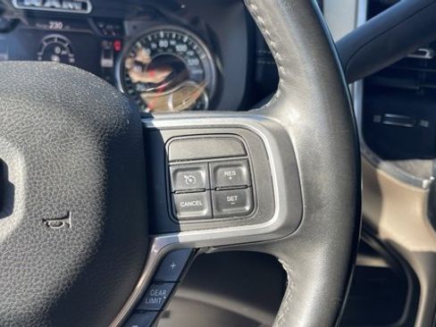 Used 2020 RAM 3500 Laramie image 15