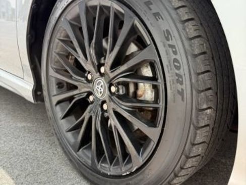 Used 2020 Toyota Camry SE FWD image 38