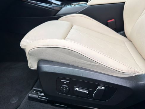 Used 2025 BMW X3 xDrive30i w/ Premium Package image 14