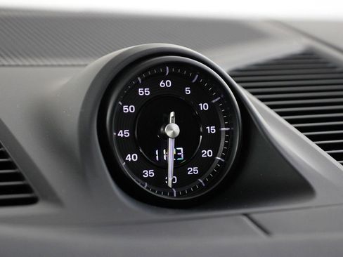 New 2026 Porsche Cayenne image 16