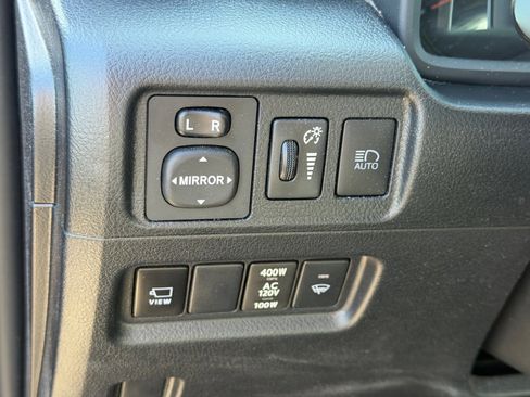 Used 2024 Toyota 4Runner SR5 Premium w/ Moonroof Package AWD/4WD image 11