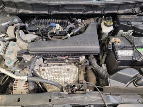 Used 2019 Nissan Rogue SV FWD image 30