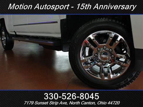 Used 2018 Chevrolet Silverado 2500 High Country w/ Duramax Plus Package AWD/4WD image 45
