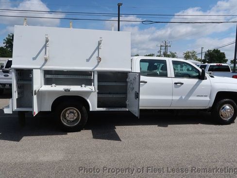 Used 2015 Chevrolet Silverado 3500 W/T AWD/4WD image 21