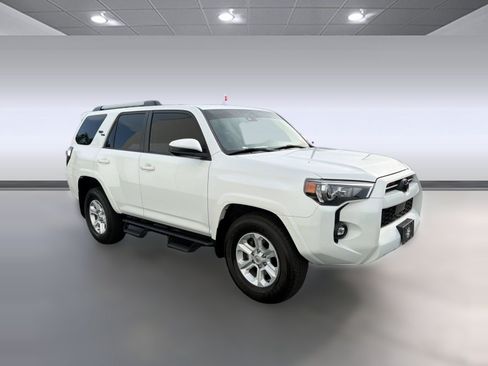 Used 2024 Toyota 4Runner SR5 RWD image 7