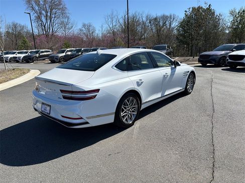 Used 2025 Genesis G80 2.5T image 7