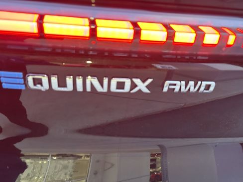 New 2026 Chevrolet Equinox EV LT image 29