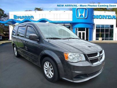 Used 2015 Dodge Grand Caravan SXT w/ UConnect Hands-Free Group