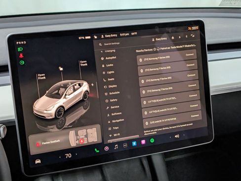 Used 2022 Tesla Model Y Long Range image 34