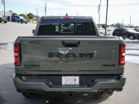 New 2026 RAM 1500 Big Horn AWD/4WD image 8