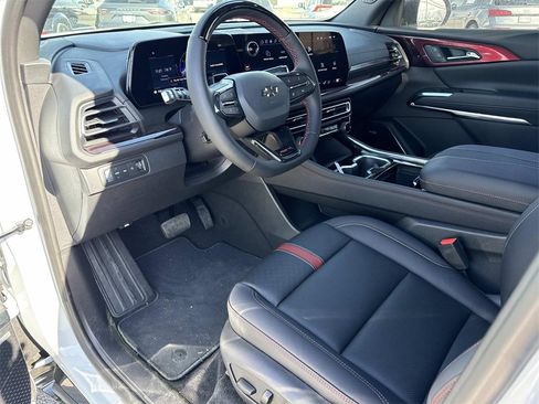 New 2026 Chevrolet Traverse RS image 10