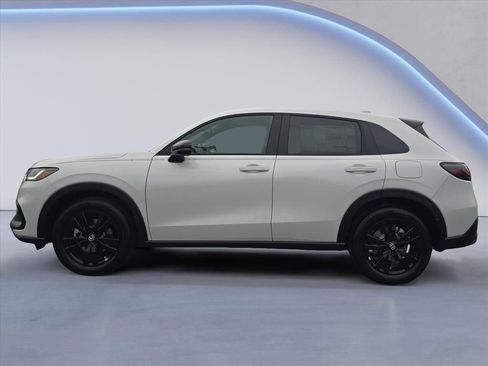 New 2026 Honda HR-V Sport image 2