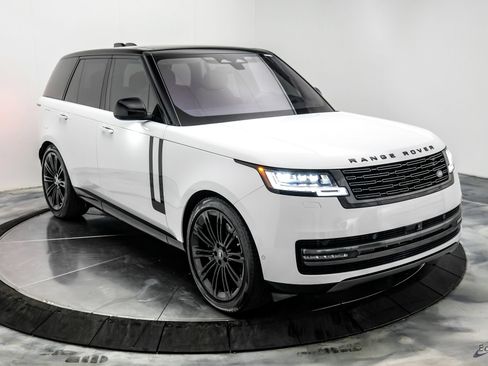 Used 2023 Land Rover Range Rover Autobiography AWD/4WD image 25
