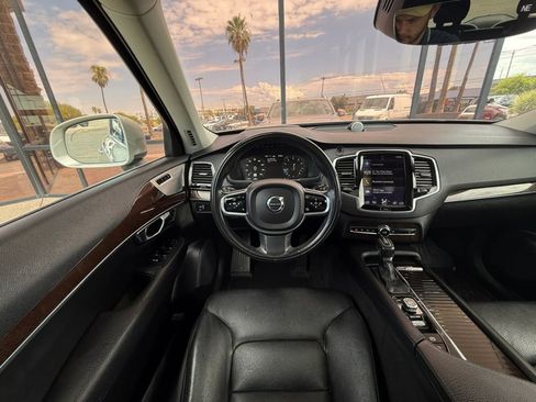 Used 2016 Volvo XC90 T6 Momentum w/ Momentum Plus Package AWD/4WD image 55