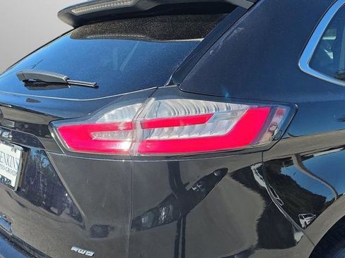 Used 2023 Ford Edge SEL image 7