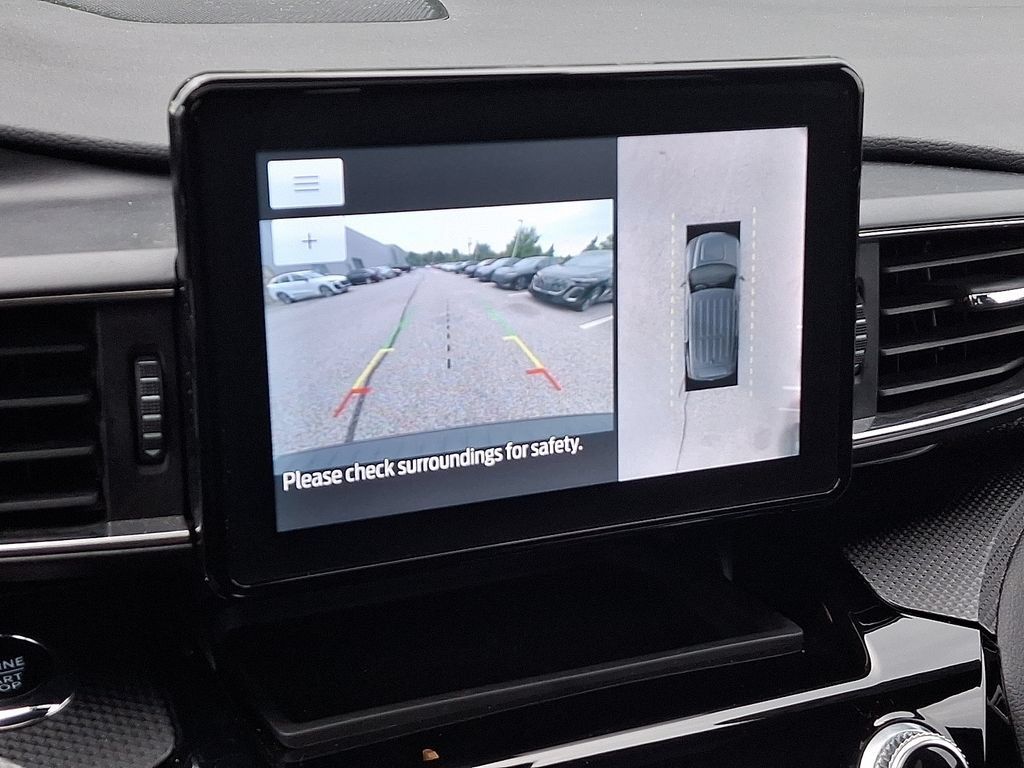 Used 2023 Ford Explorer ST-Line w/ Class IV Trailer Tow Package AWD/4WD image 19