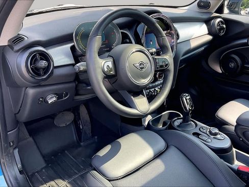 Used 2024 MINI Cooper SE FWD image 17
