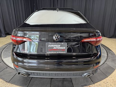 Used 2024 Volkswagen Jetta GLI Autobahn w/ GLI Black Package image 7